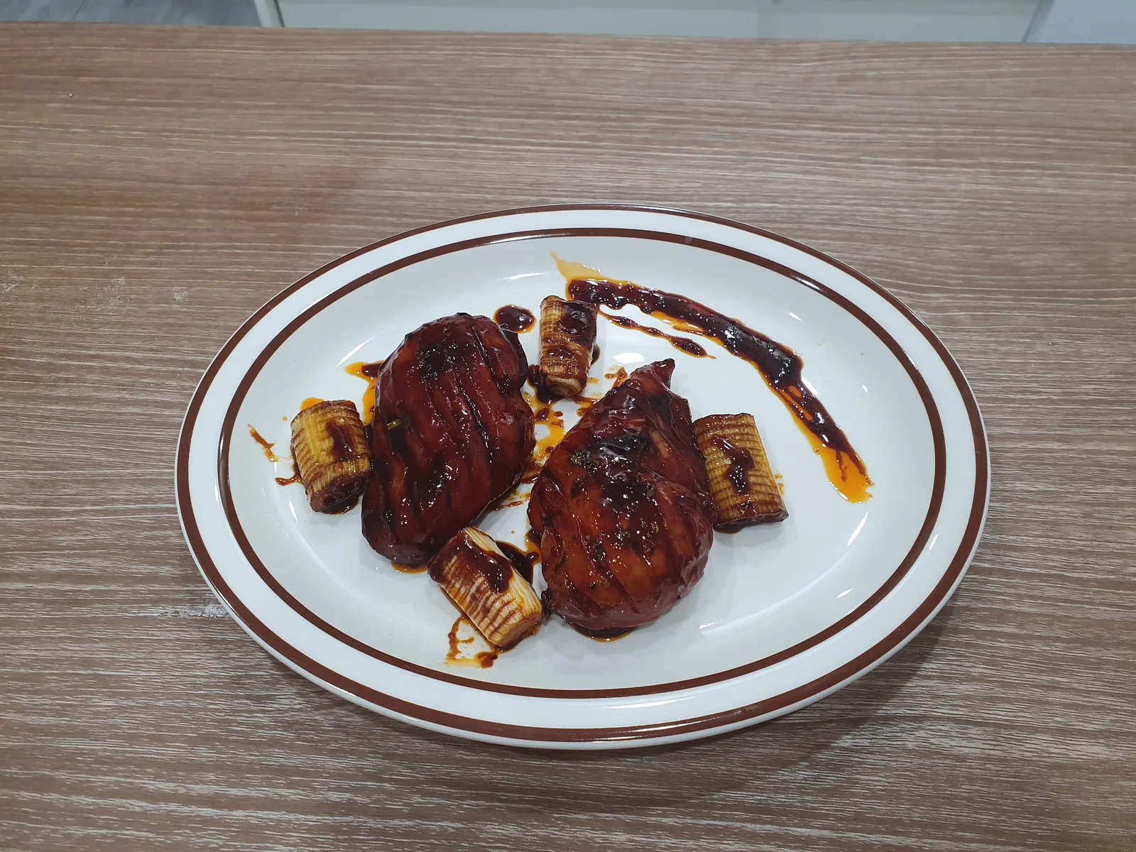 Chicken breast braised in gochujang sauce