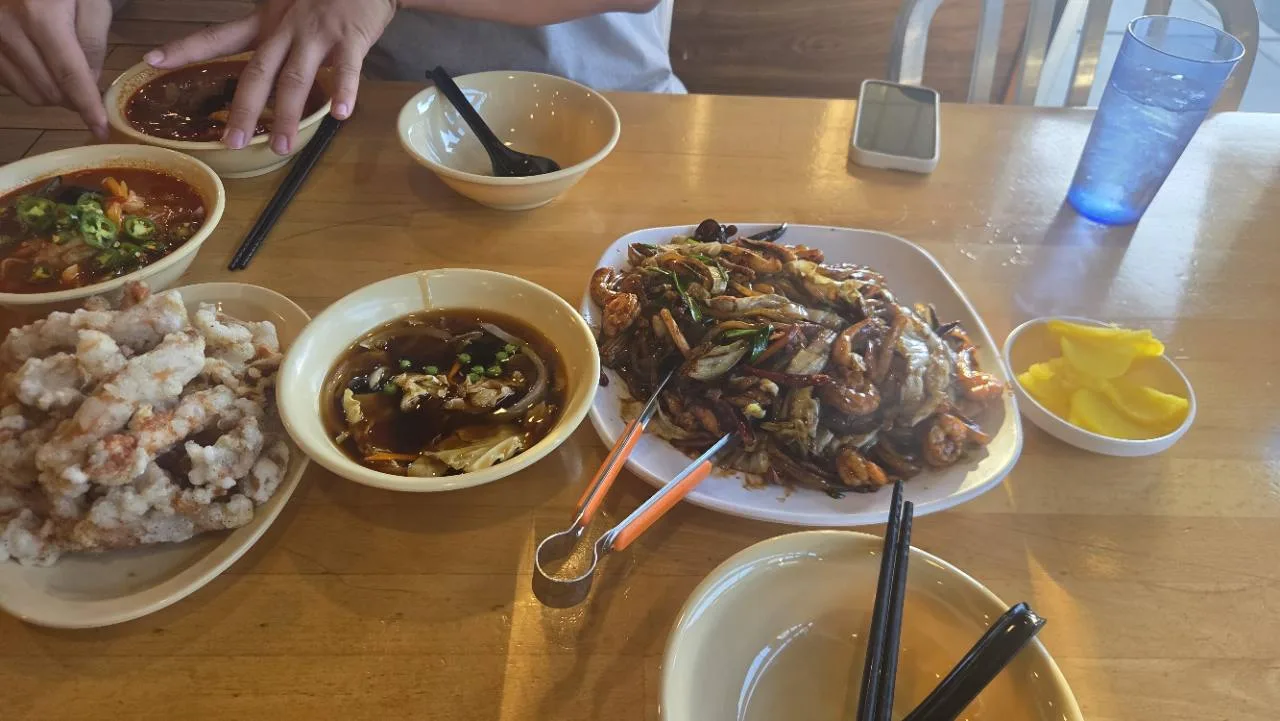 홍콩반점 산호세의 쟁반짜장, 탕수육과 짬뽕 국물